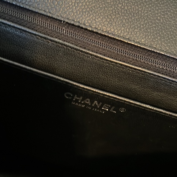 Chanel black classic single flap caviar maxi with silver hardware handbag - Picture 5 of 16